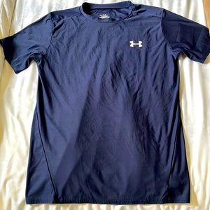 UNDER ARMOUR Shirt